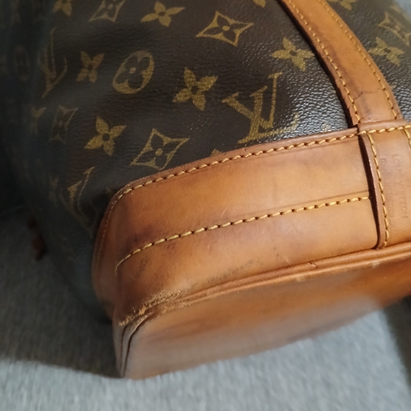 Louis Vuitton Brown Monogram Drawstring - Picture 13 of 16
